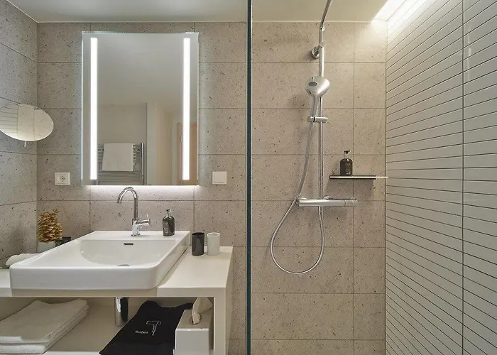 Adina Belvedere Aparthotel 4*