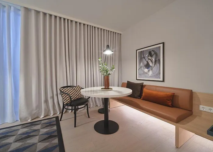 Adina Belvedere 4* Відень